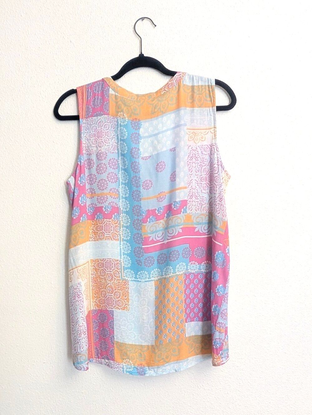 J. Jill Petite Medium Patchwork Print Sleeveless Top Colorful Boho Button Front - Picture 2 of 5